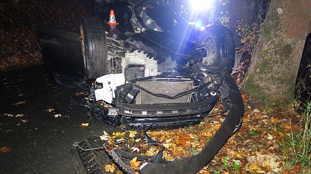 Obyvatel penzionu ukradl majiteli auto. Naboural ho, vr&aacute;til se a dělal, že se nic nestalo. (29. ř&iacute;jna 2026)