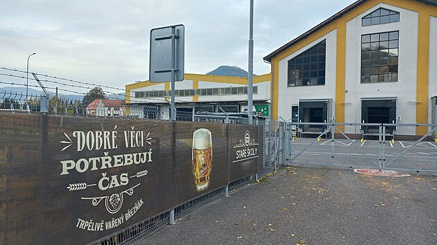 Pivovar ve Velk&eacute;m Březně na &Uacute;stecku, kter&yacute; patř&iacute; do skupiny Heineken, ukončuje v&yacute;robu piva.