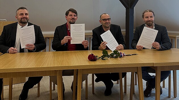 ODS, SNK Evropští demokraté, Lidi z Chrudimi - Piráti a nezávislí a CHRUDIM SPOLEČNĚ podepsali memorandum o povolební spolupráci. (28. října 2026)