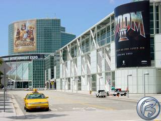Pjezdov cesta a prosklen prostory LA Convention Center odn do reklamnch plten. Ji ztra zde bude plno taxk i lid