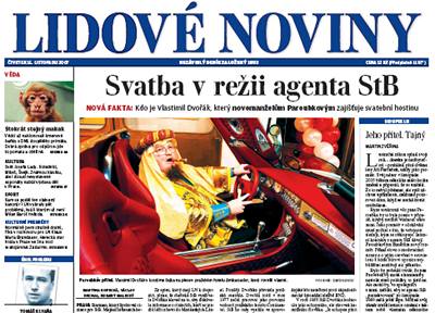 Titulní strana LN s fotkou Vlastimila Dvoáka v kostýmu ejka na plese v praském hotelu Ambassador, který vlastní
