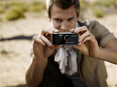 Sony Ericsson K850i: Mobil, nebo fotoaparát?