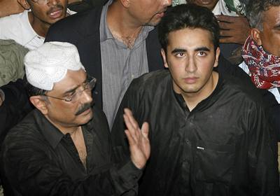 Devatenáctiletý syn zavradné Bénazír Bhuttové Bilavál.