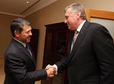 Premiér Topolánek pi setkání s jordánským králem Abdalláhem II.