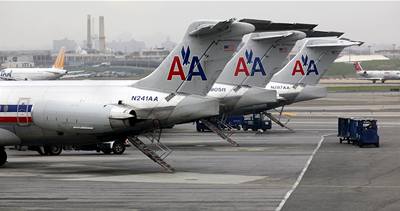 Stroje American Airlines tém pt dní  nelétala. 