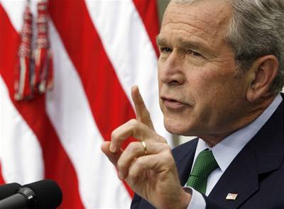 George Bush zkritizoval zmny na Kub po odstoupení Fidela Castra.