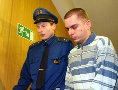 Emil Novotný byl odsouzen za paování drog k 50 letm vzení. 