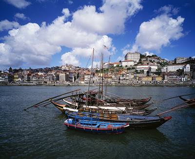 Pístav. ivot Portugalc odjakiva ovlivoval oceán. 