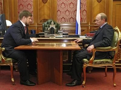 eenský vdce Ramzan Kadyrov  a ruský premiér Vladimír Putin