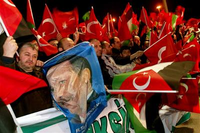 Premir Recep Tayyip Erdogan se stal za sv vroky o Izreeli pro Turky hrdinou.