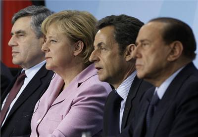 Velká tyka: (zleva) britský premiér Gordon Brown, nmecká kancléka Angela Merkelová, francouzský prezident Nicolas Sarkozy a italský premiér Silvio Berlusconi. 