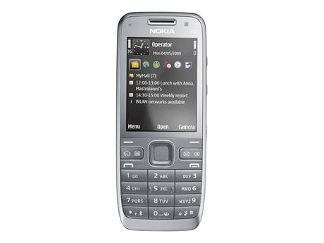 Nokia E52.