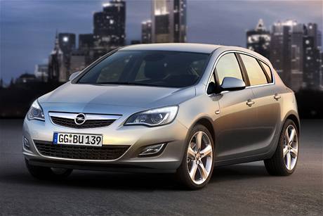 Opel Astra (model 2010)