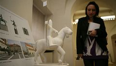 Z desítek návrh jezdecké sochy markrabte Jota odborná porota vybrala návrh Mariuse Kotrby