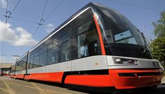 Prvn nov tramvaj Forcity dorazila na testovn do Prahy.