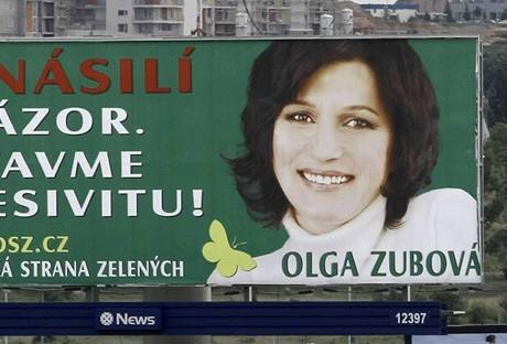 Olga Zubová na pedvolebním billboardu