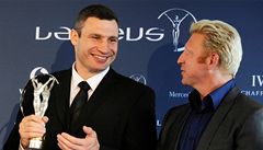 Spokojen Vitalij Kliko s cenou Laureus pro nejvt sportovn comeback roku 2008 po boku Borise Beckera.