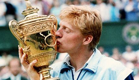Boris Becker jako nejmladí vítz Wimbledonu.