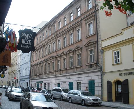 Pislben budova v centru Prahy pro squatery