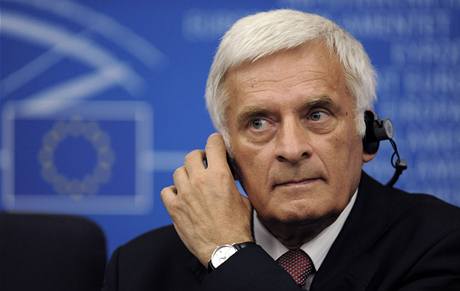 éf EP Jerzy Buzek.