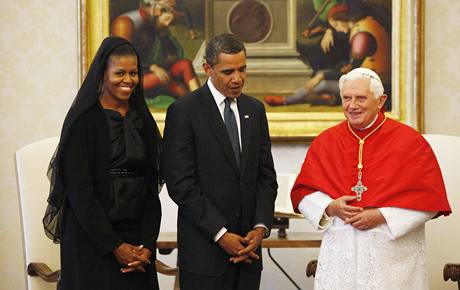 Michelle a Barack Obamovi s papeem Benediktem XVI.