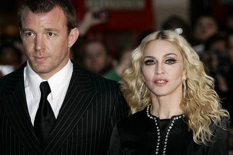 Madonna a její bývalý manel Guy Ritchie.