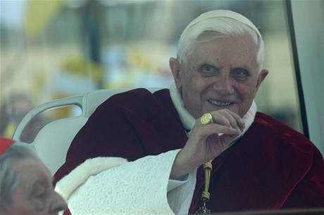 Pape Benedikt XVI. pi návtv Polska v roce 2006.