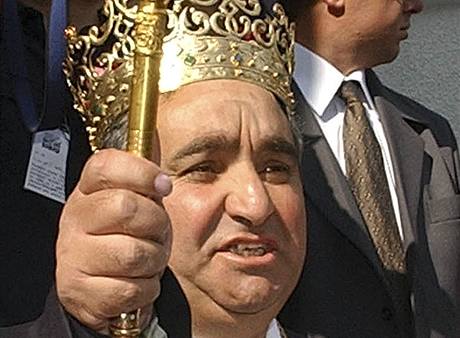 Rumunský romský král Florin Cioaba.