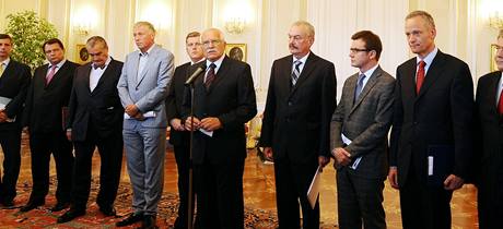 Prezident Václav Klaus s politiky na Hrad