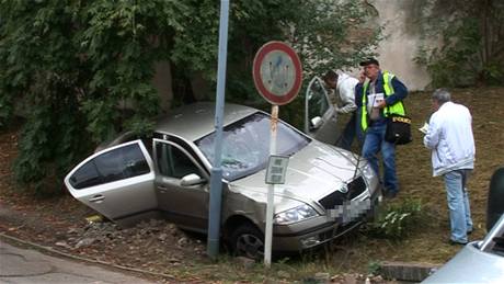 V praskch eporyjch se stlelo, zemeli dva lid, vetn mladho kriminalisty.