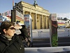 Domino ped Braniborskou bránou. Berlín chystá velkolepé oslavy k 20. výroí pádu Berlínské zdi.