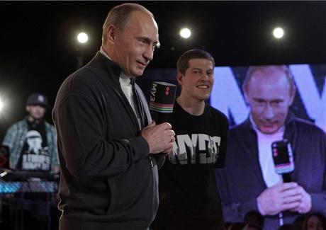 Vladimír Putin spolen s ruskými hiphoppery