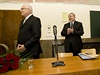 Prezident Václav Klaus pichází na setkání se studenty Právnické fakulty v Praze