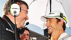 Ross Brawn a Jenson Button zaili v poslední sezon více podobných radostí.
