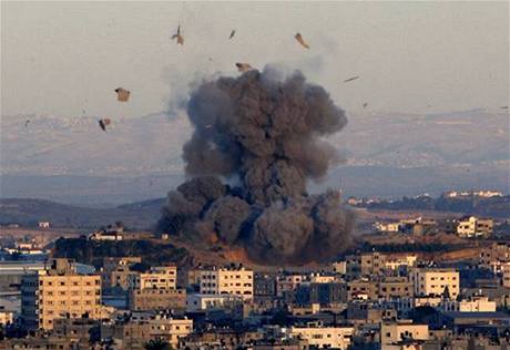 Exploze v Gaze po izraelském náletu