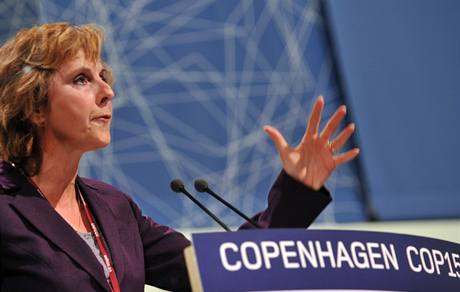 Dnsk ministryn Connie Hedegaardov dnes rezignovala na funkci pedsedkyn klimatick konference OSN.