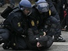 Policejní zásah proti demonstrantm pi Kodaském summitu