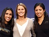 Ti nejlepí fotbalistky svta: Marta (Brazílie), Kelly Smith (Anglie), Christiane (Brazílie). 