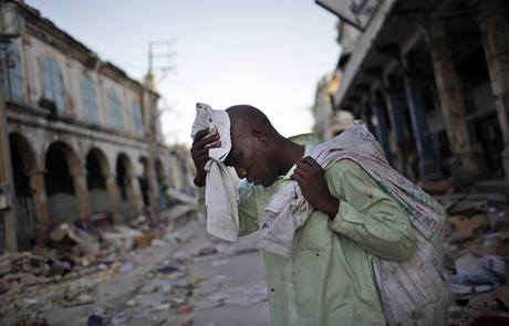 Niivé zemtesení na Haiti