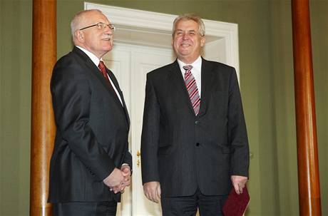 Milo Zeman na schzce u prezidenta Václava Klause