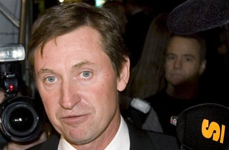 Wayne Gretzky.