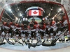 enský hokejový tým z Kanady se pipravuje na zápas ve Vancouveru.