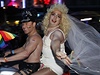 V Sydney probíhá karneval gay a lesbiek.