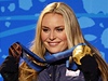 Americká lyaska Lindsey Vonnová s bronzovou medailí ze závodu Super-G a zlatou medailí z olympijského sjezdu. 