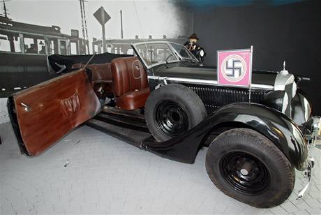 Mercedes Reinharda Heydricha ve Vojenském muzeu