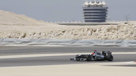 Schumacher v Bahrajnu. 