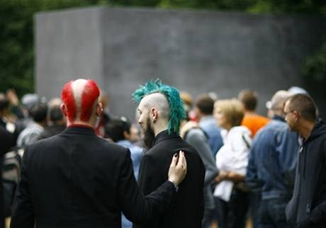 Památník homosexuálním obtem nacistické perzekuce v Berlín byl odhalen v kvtnu 2008