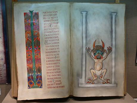 Originál Kodexu Gigas vznikl pravdpodobn zaátkem 13. století. Jeho pesná kopie bude patit mezi taháky veletrhu.