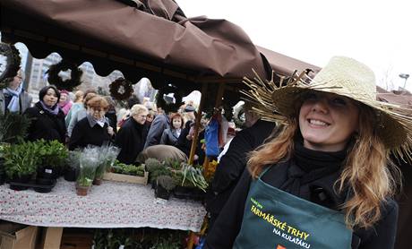 Farmáský trh na Vítzném námstí v Praze Dejvicích