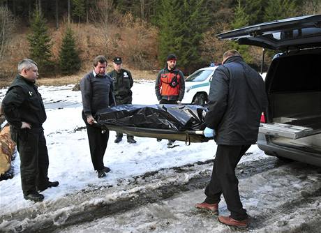Na Slovensku pod lavinou zahynuli dva etí turisté.